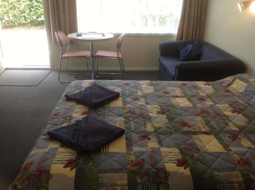 Adelphi Motel Christchurch Esterno foto